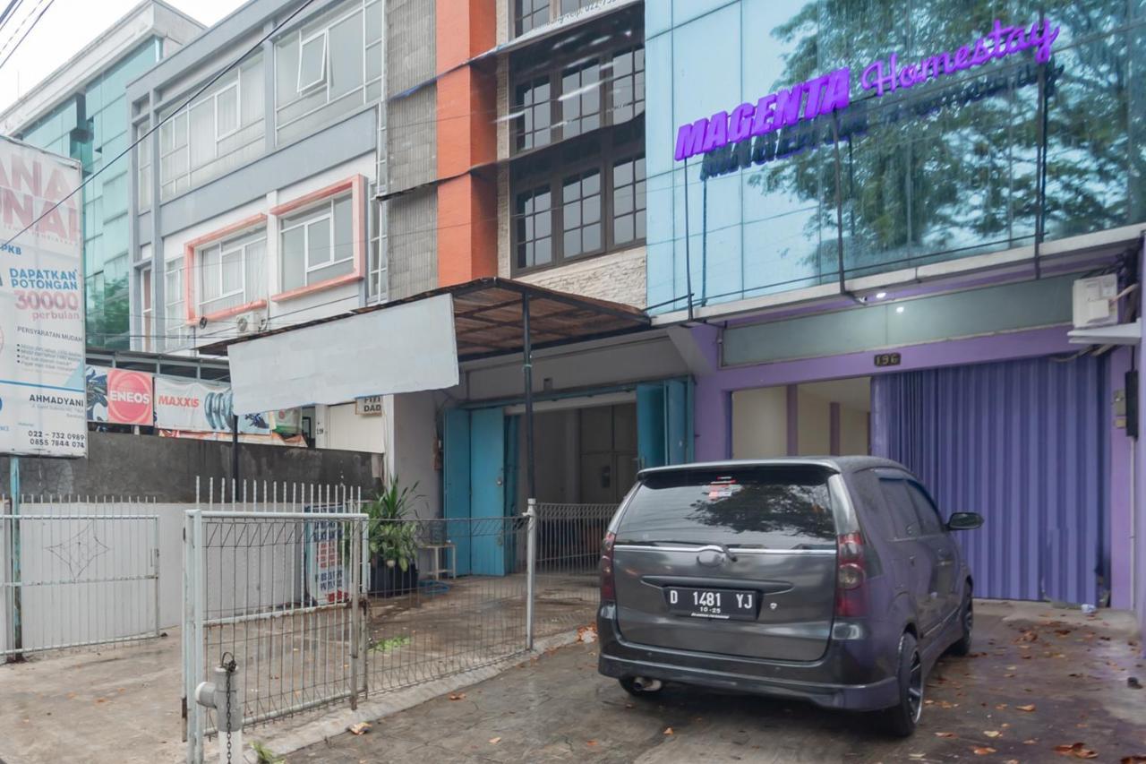 Reddoorz Near Trans Studio Bandung 3 Buitenkant foto