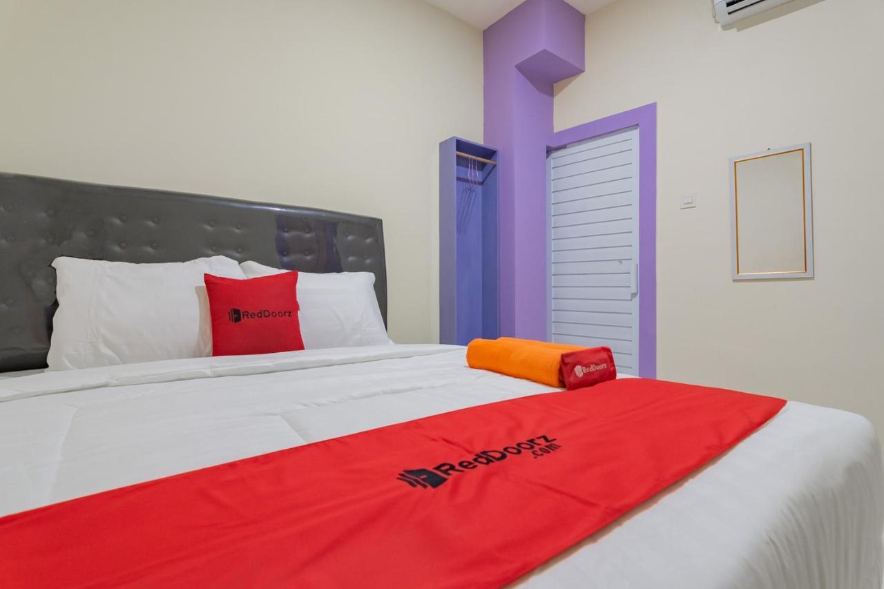 Reddoorz Near Trans Studio Bandung 3 Buitenkant foto